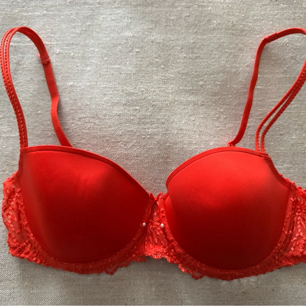 Marie Jo 38B. Like new